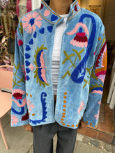 Lade das Bild in den Galerie-Viewer, Samt Jacke
