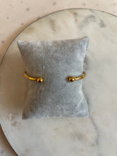 Lade das Bild in den Galerie-Viewer, Armreif knoten
