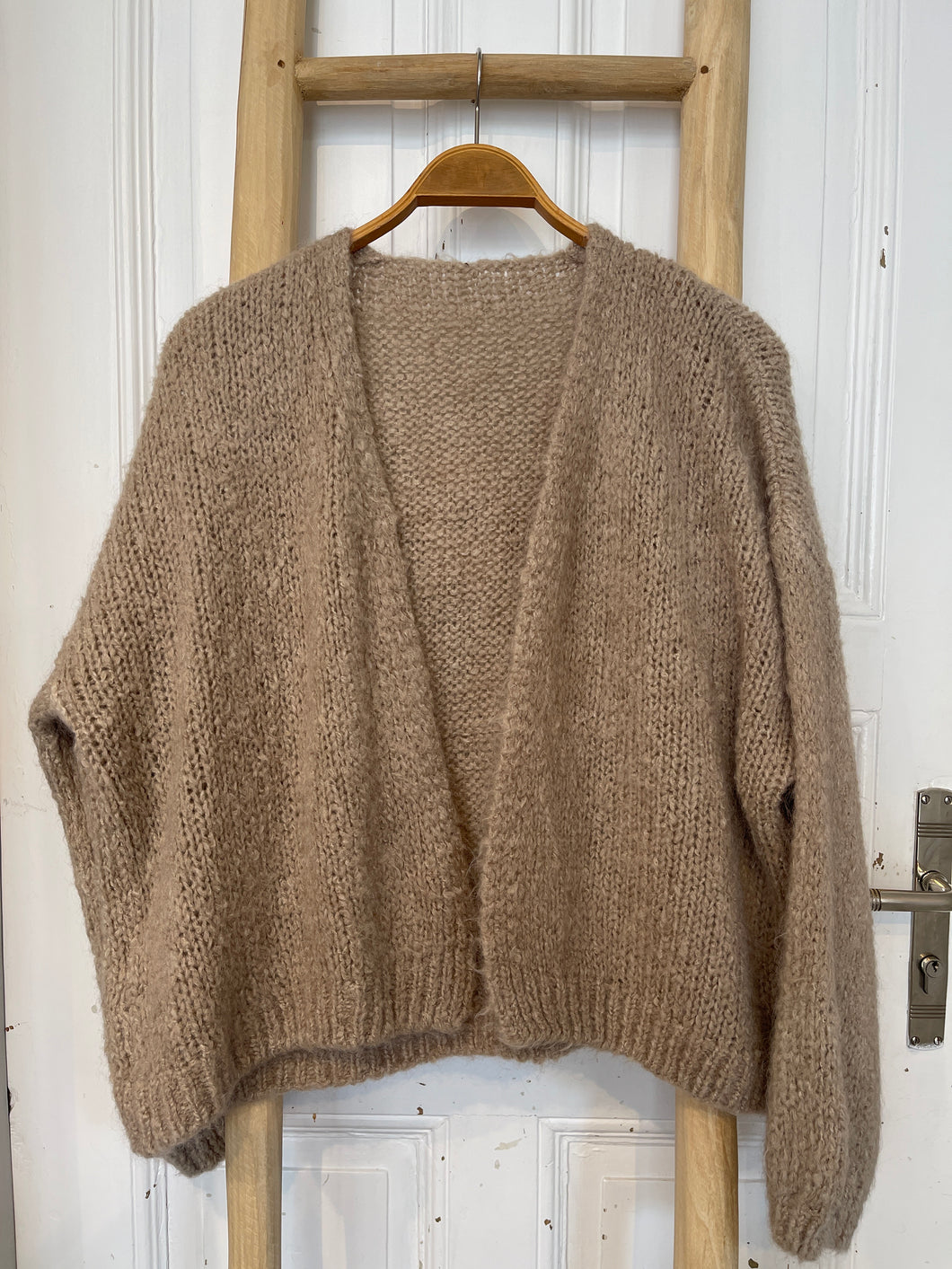 Strickjacke dunkel beige