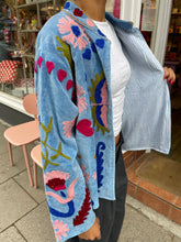 Lade das Bild in den Galerie-Viewer, Samt Jacke
