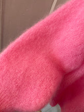 Lade das Bild in den Galerie-Viewer, Mohair Strickjacke pink
