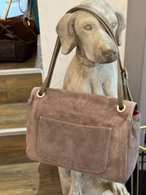 Lade das Bild in den Galerie-Viewer, Tasche Wildleder
