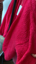 Lade das Bild in den Galerie-Viewer, Strickjacke pink
