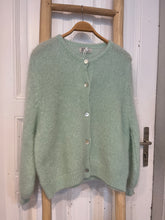 Lade das Bild in den Galerie-Viewer, Mohair Strickjacke mint
