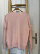 Lade das Bild in den Galerie-Viewer, Strickpullover rosa
