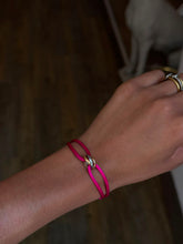 Lade das Bild in den Galerie-Viewer, Armband
