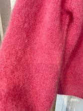 Lade das Bild in den Galerie-Viewer, Mohair Strickjacke rosa
